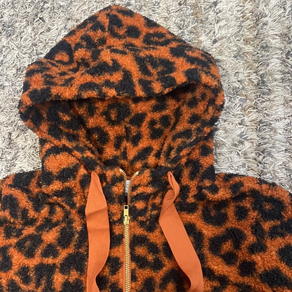 Loft 34 zip pull over hoodie, long sleeve, animal print Sherpa teddy si… - Picture 3 of 9